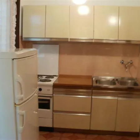 Jelsa Apartments