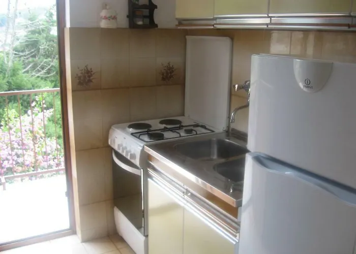 Apartman Jelsa Apartments *