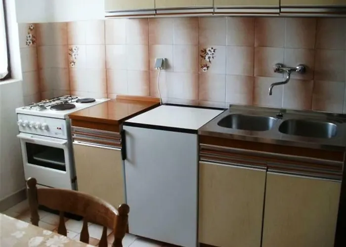 Apartman Jelsa Apartments