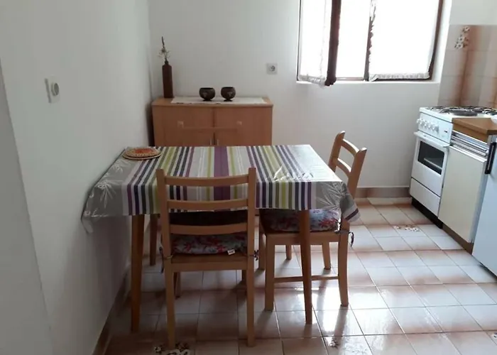 Apartman Jelsa Apartments Jelsa
