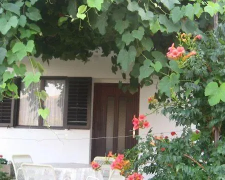 Jelsa Apartments * Jelsa (Hvar)