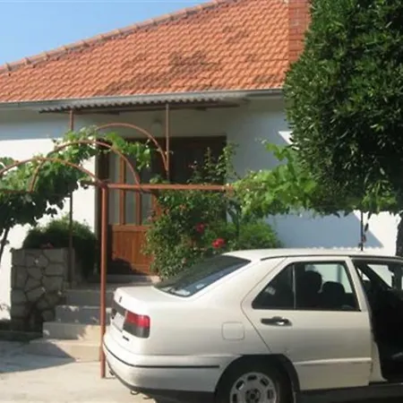 Apartamento Jelsa Apartments *