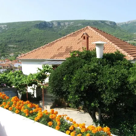 Apartamento Jelsa Apartments